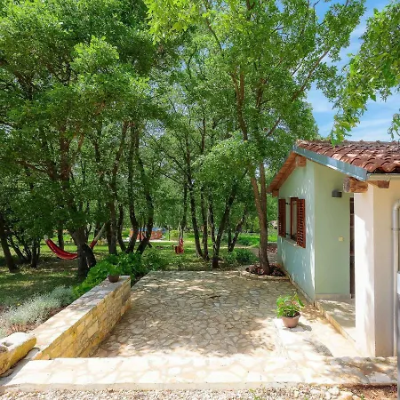 Holiday home D&d By Interhome